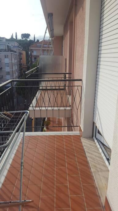 Albenga Sul Mare Famiglie Ed Amici Fino 10 Posti Διαμέρισμα Εξωτερικό φωτογραφία