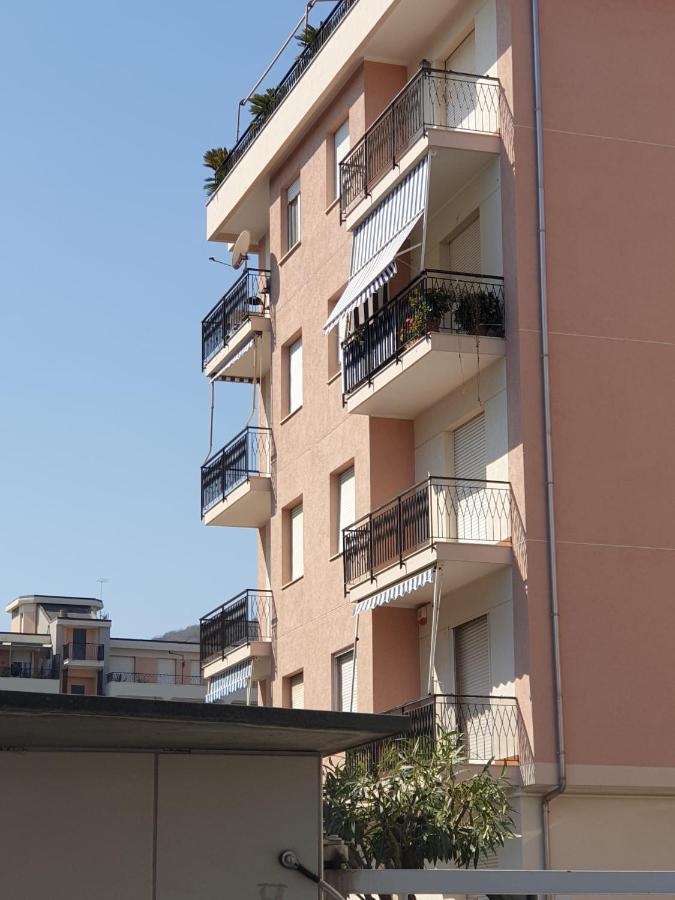 Albenga Sul Mare Famiglie Ed Amici Fino 10 Posti Διαμέρισμα Εξωτερικό φωτογραφία